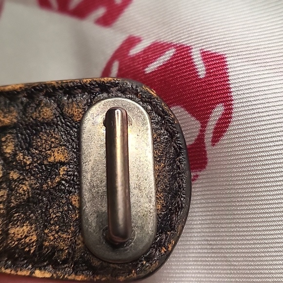 Gucci Leather Bracelet with Gucci pouch and box - Picture 7 of 16